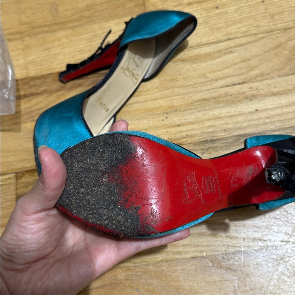 Women’s teal Christian Louboutin heels size 37 - Picture 4 of 5